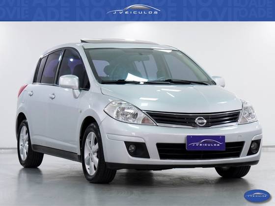 NISSAN TIIDA 1.8 SL 16V FLEX 4P AUTOMÁTICO NISSAN TIIDA 1.8 SL 16V FLEX 4P AUTOMÁTICO